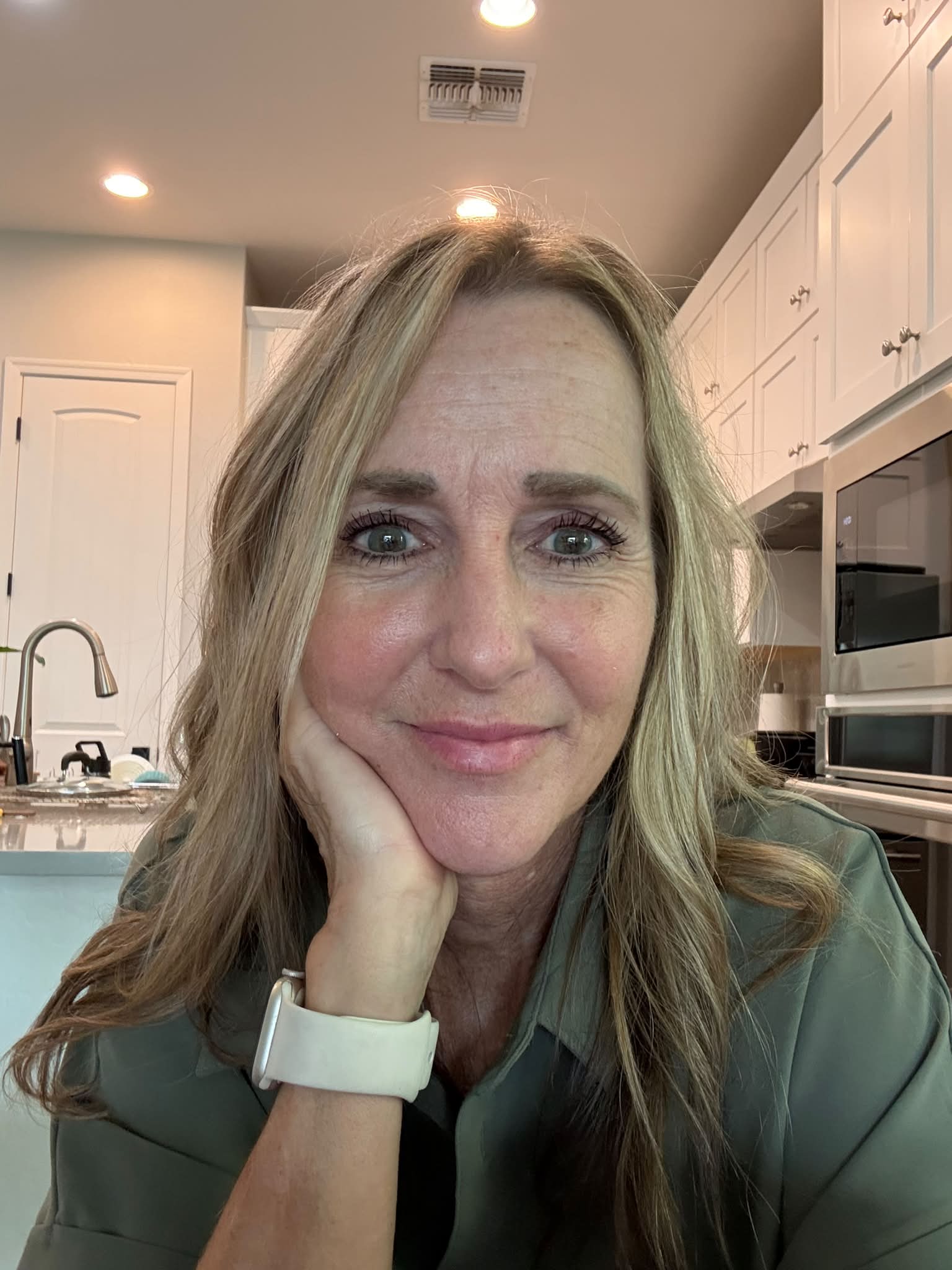The skincare that worked beautifully at 40 doesn’t automatically get a lifetime contract. (Don’t shoot the messenger… it’s just facts 😂)

Skin changes.

At 58, I’ve stopped asking, “What’s the best skincare?”

Now I ask:

“What’s best for MY skin right now?”

That one little change in thinking has made a huge difference in how I take care of my skin. ❤️